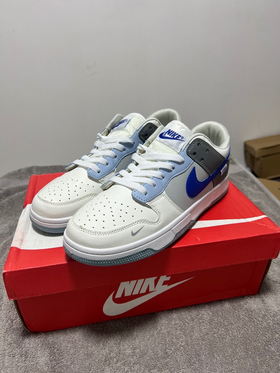 Кроссовки Nike Dunk Low GS Ivory Hyper Royal мужские