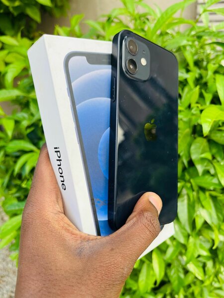 Iphone 12 simple CE