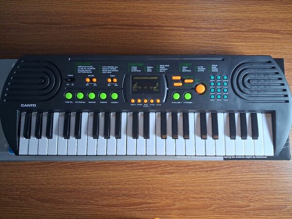 Clavier électronique avec micro