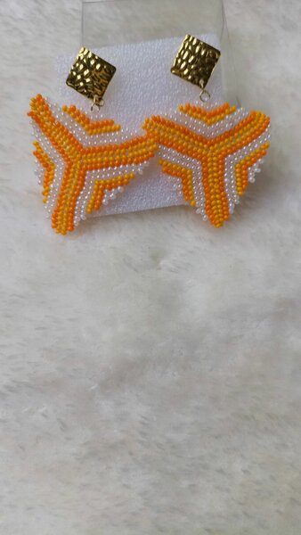 Boucles d'oreilles perlées colorées