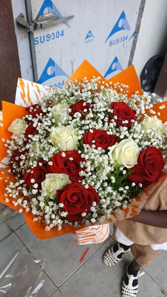 Bouquet Mixte de Roses