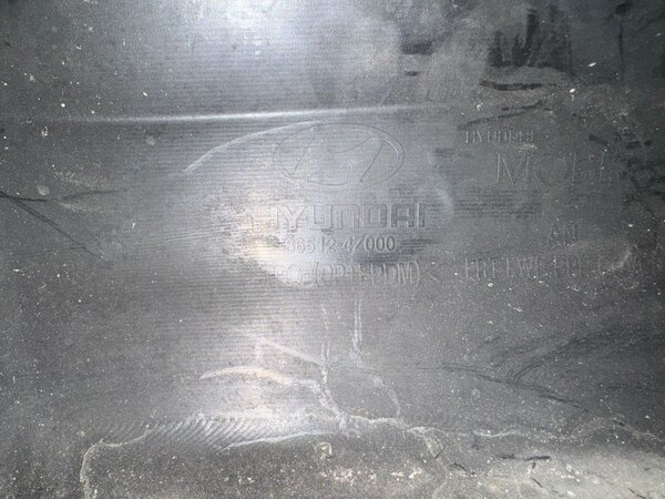 Нижняя накладка на бампер