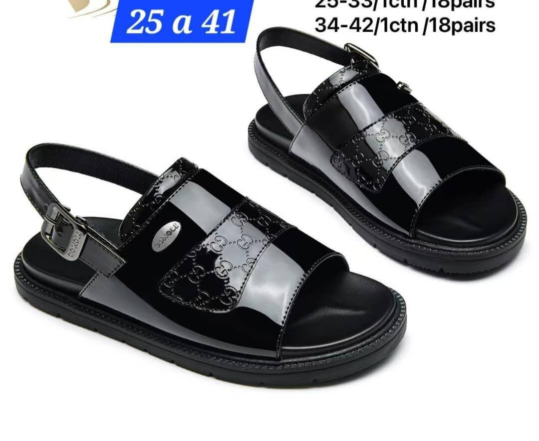 Sandales élégantes en cuir noir