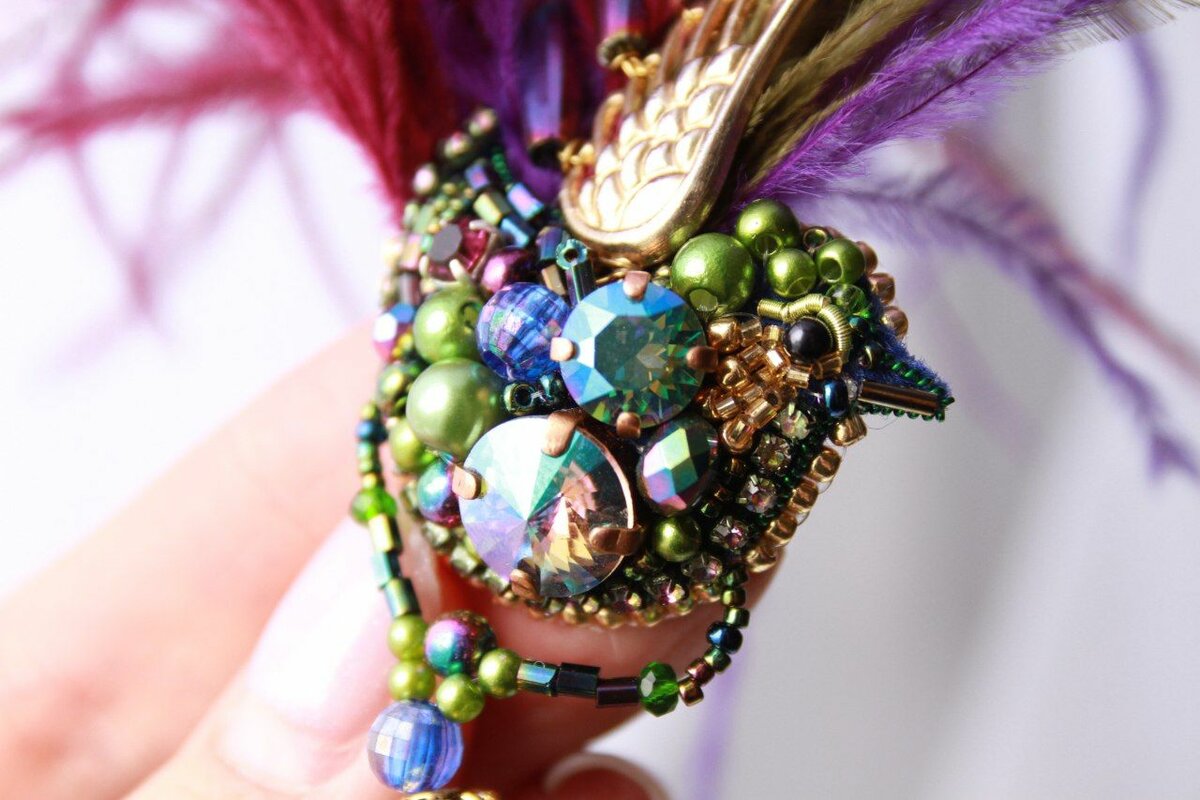 Брошь птичка