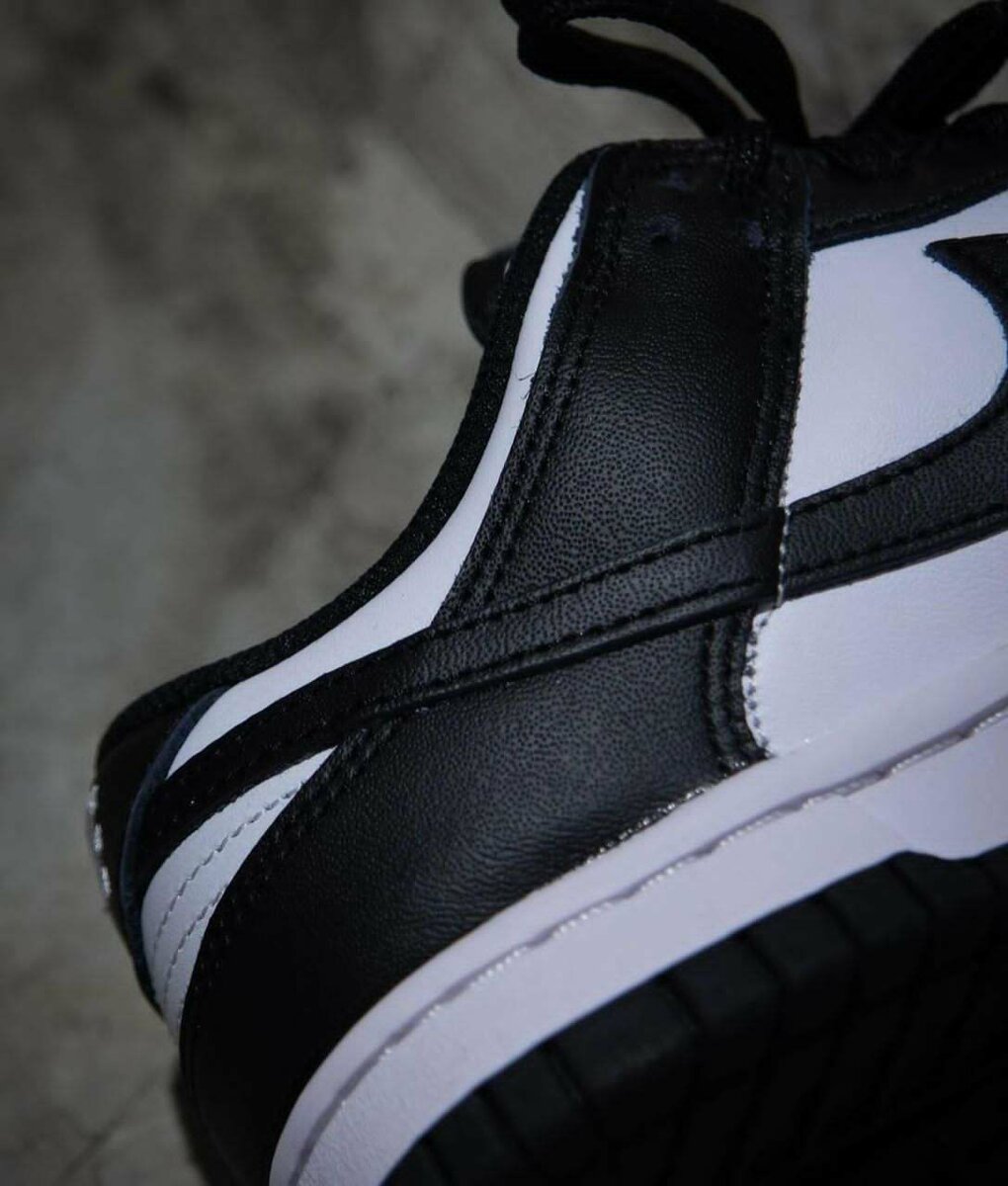 Baskets Noir et Blanc Classiques