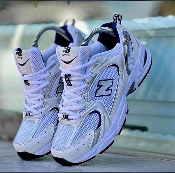 Sandales compensées florales