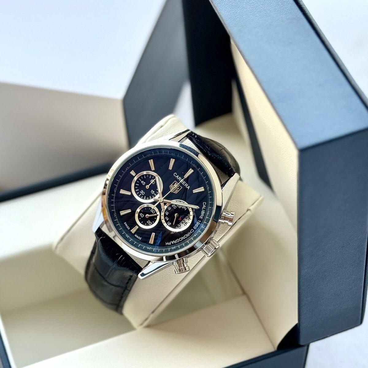 QUALITY LEATHER WATCH