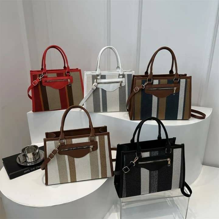 Sac à main à rayures élégant