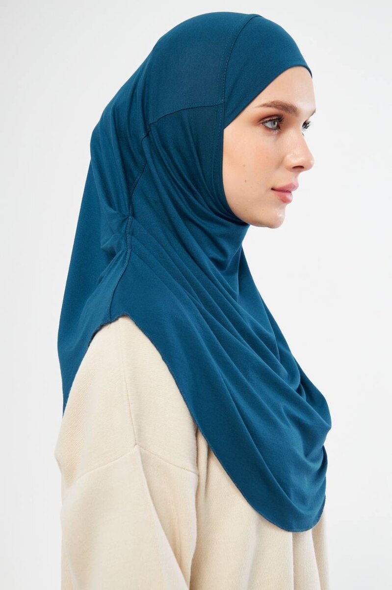 Hijab prêt à enfiler