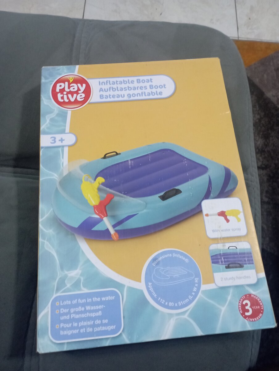 Inflatable boat for Pools