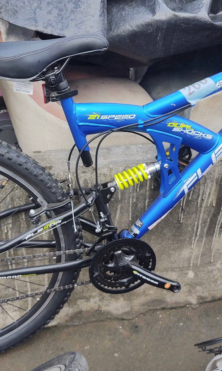 VTT Tout-Terrain Bleue