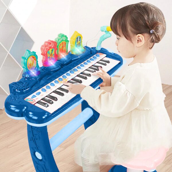 Piano jouet avec micro