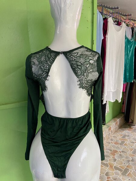 Body en dentelle verte élégante