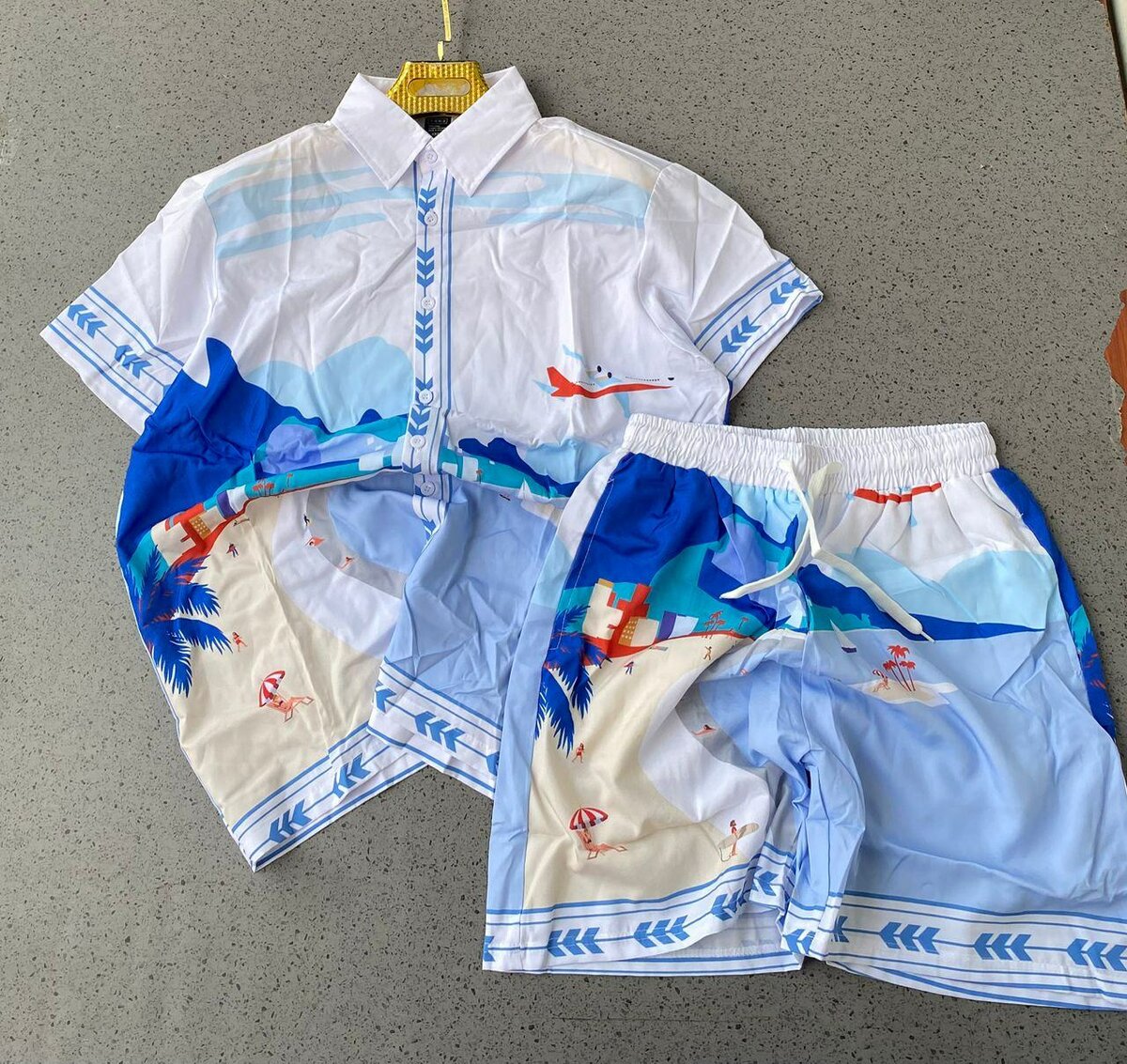 VINTAGE TOP AND DOWN SHORTS