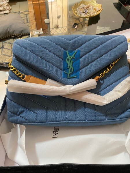 Yves saint Laurent