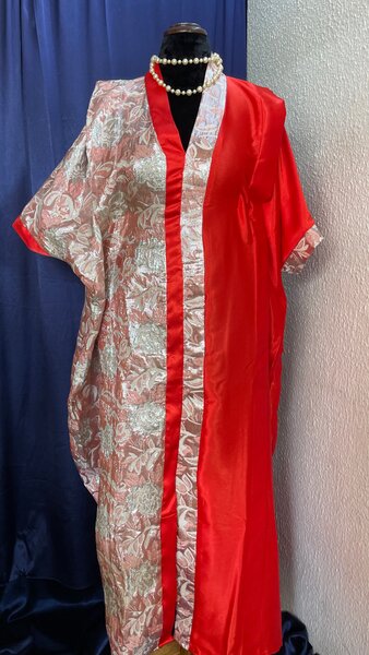 Kimono rouge élégant