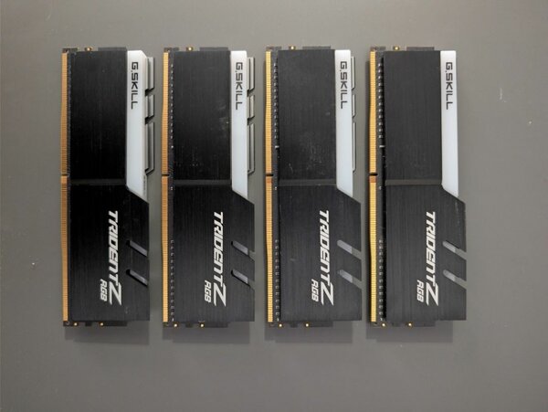 Barrettes RAM G.SKILL Trident Z RGB