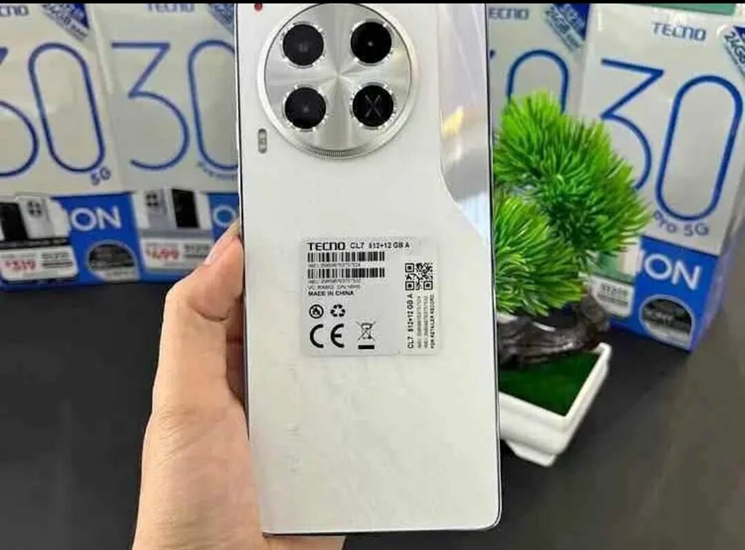 Smartphone Tecno élégant