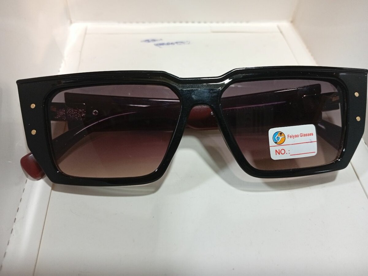 Sun glasses for women