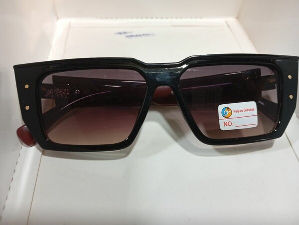 Sun glasses for women