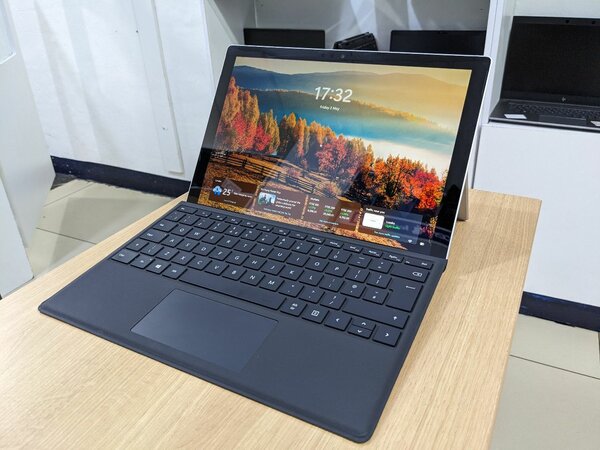 Microsoft Surface Pro 5