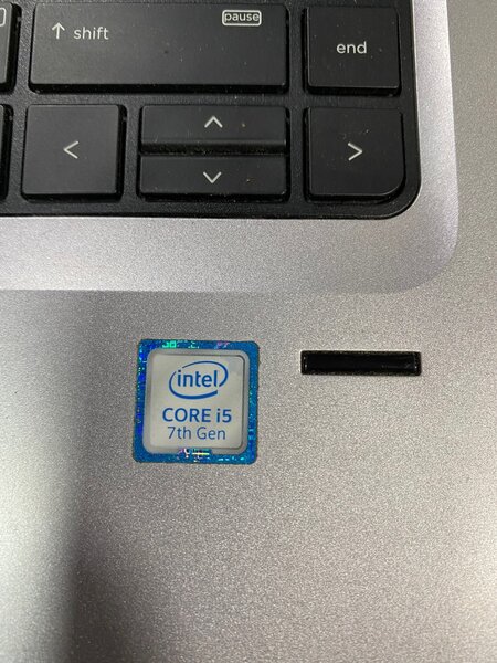 HP CORE I5 7 em GÉNÉRATION EN 14 POUCE ÉTAT QUASY NEUF