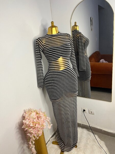 Long robe transparente