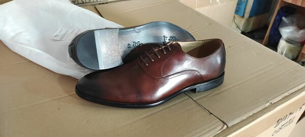 Smart mens leather shoes