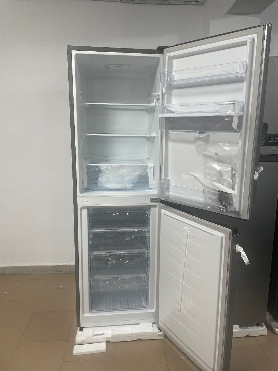 Réfrigérateur Hissense 251L