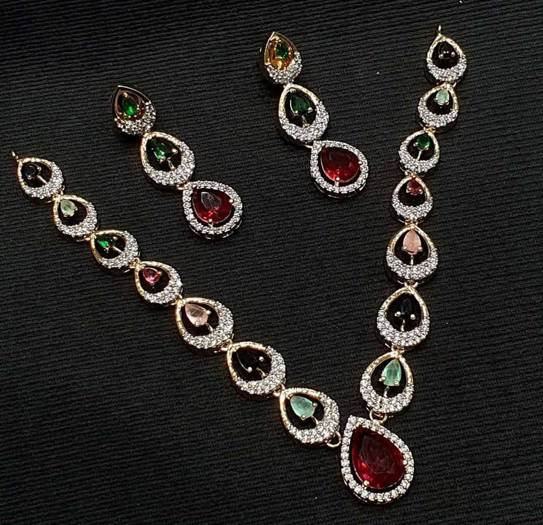 Ladies wedding set Necklace and earrings