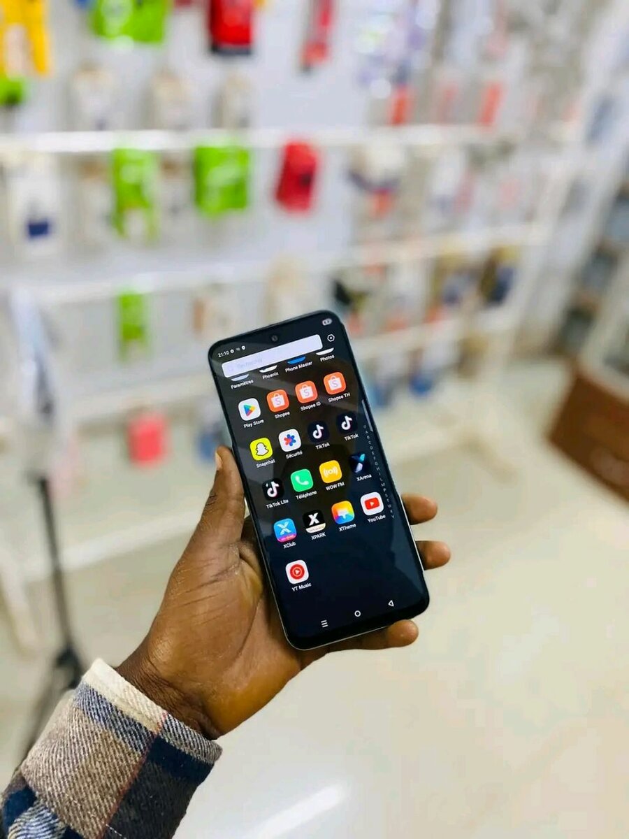 Infinix HOT 50i 256GB 16GB RAM