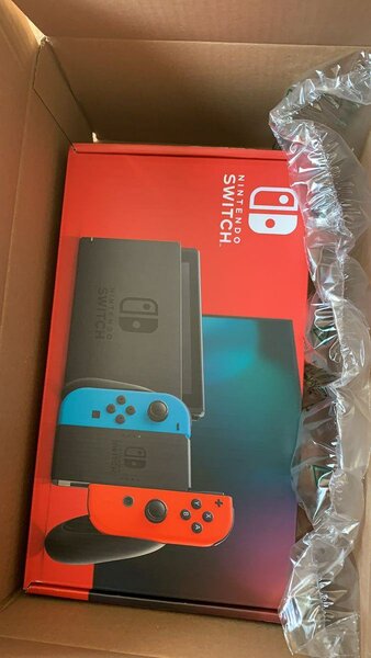 Nintendo Switch OLED avec accessoires