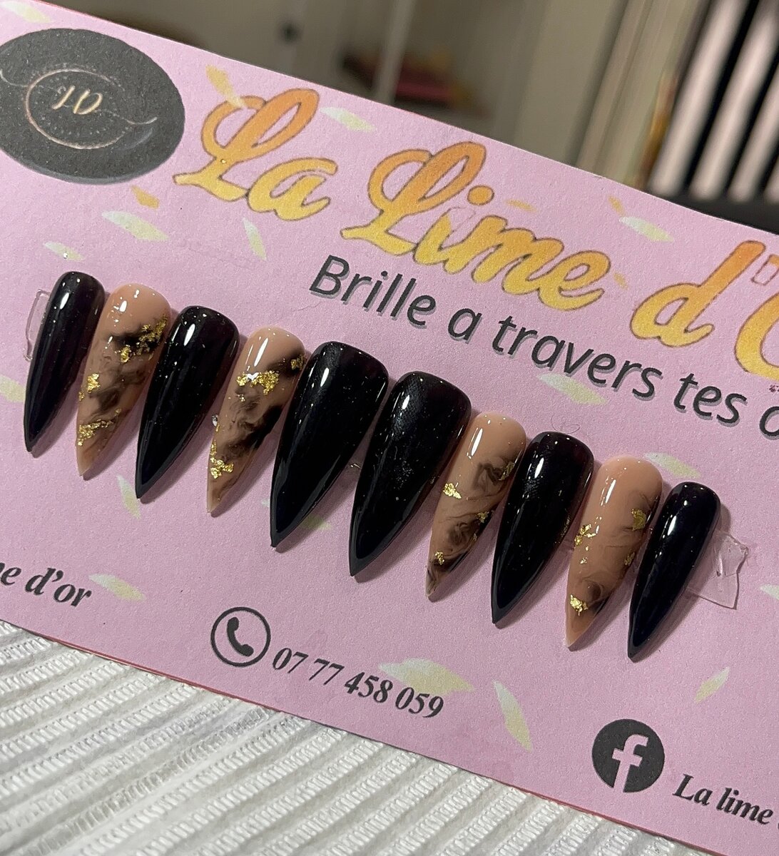 Ongles Press-On Art Design