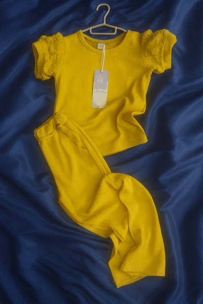 Ensemble Jaune Pour Enfants