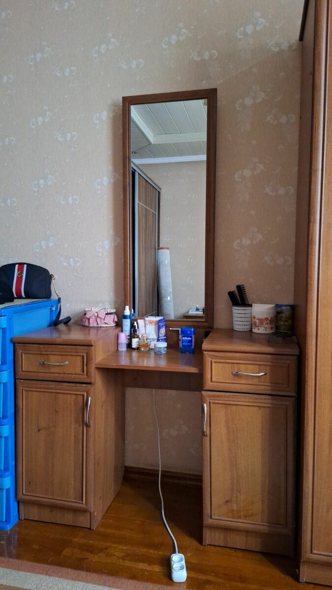 Спальный гарнитур