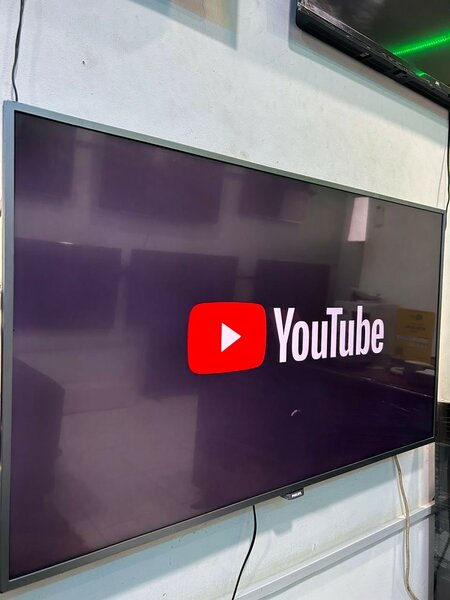 50inches digital satellite android smart 4k Phillps tv