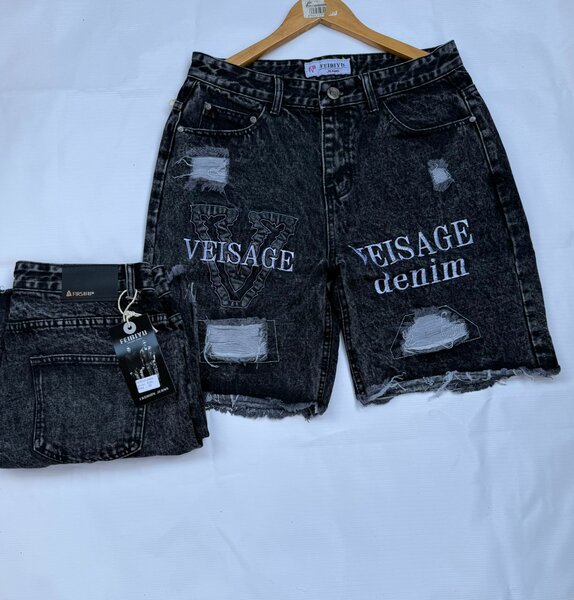 Shorts en jean déchiré