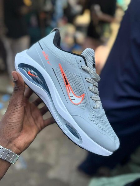 Baskets Nike Air légères