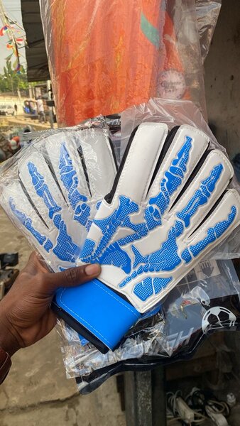 Reusch Soccer Goalkeeper Gloves