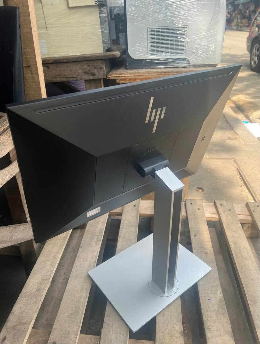 Hp sans bordure 24 pouces