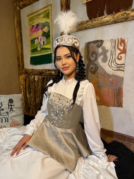 Kyrgyzdress.by.aylin