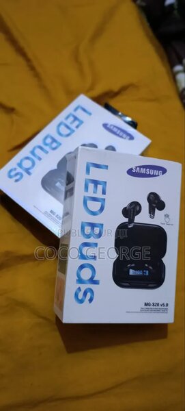 Écouteurs Bluetooth Samsung LED