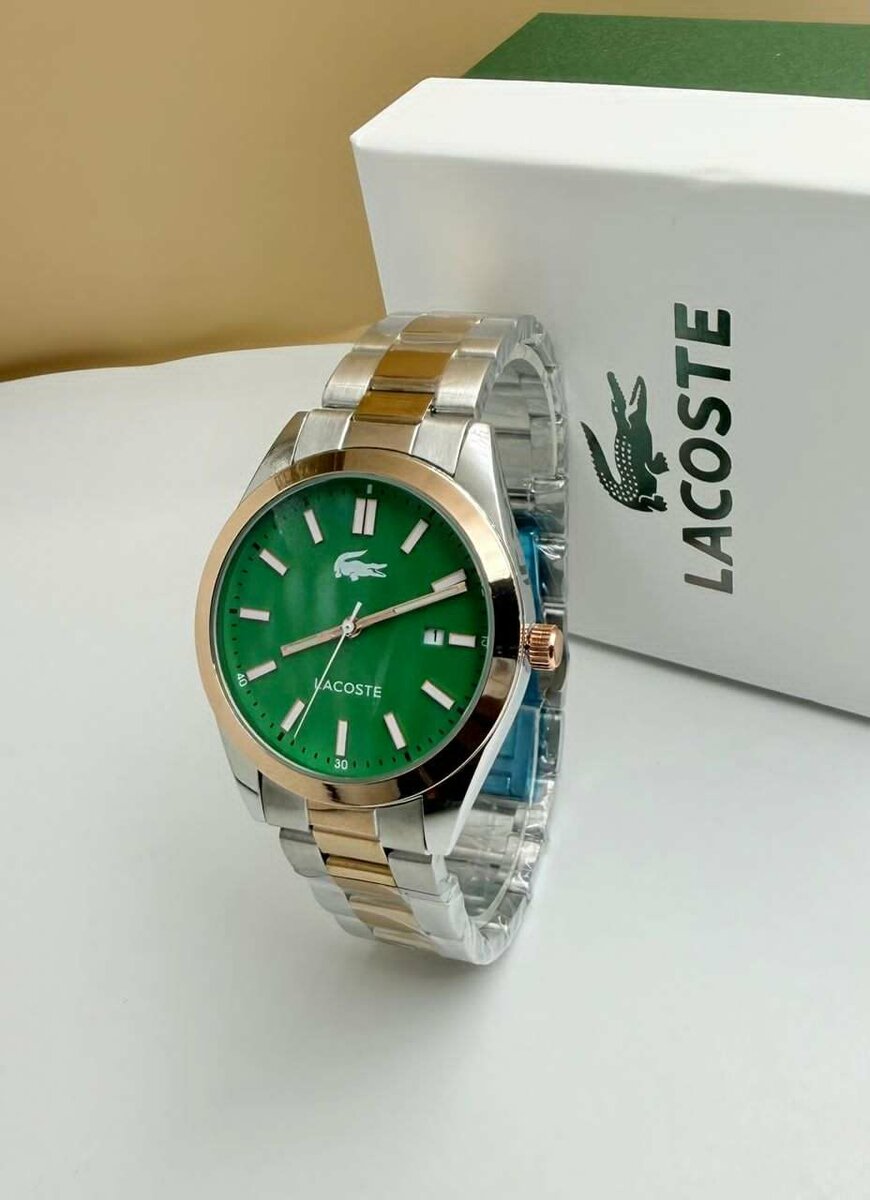 Montre élégante Lacoste