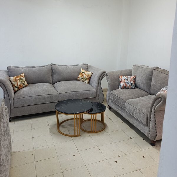 Canapé Gris Élégant