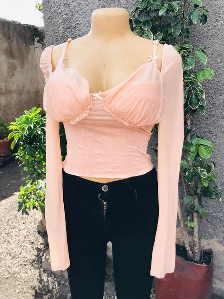 Quality thrifted tops 