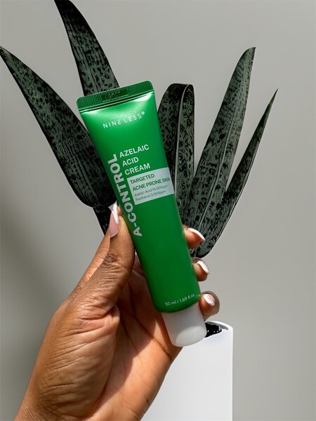 Nineless Azealic acid Cream