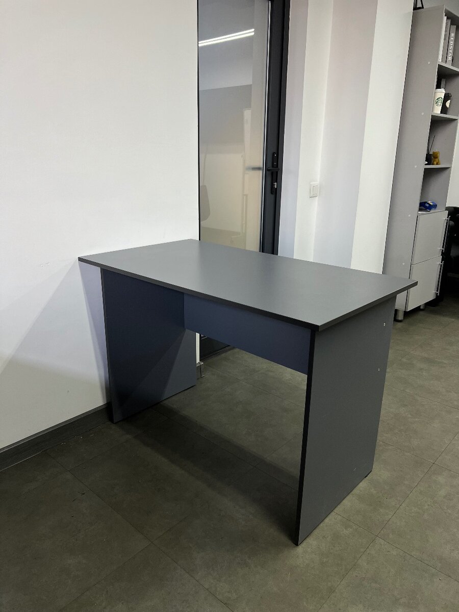 Стол офисный