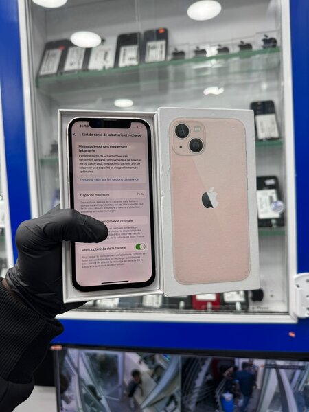 iPhone 13 Rose - Édition Limitée