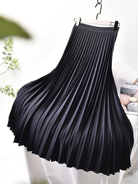 Satin pleated skirt