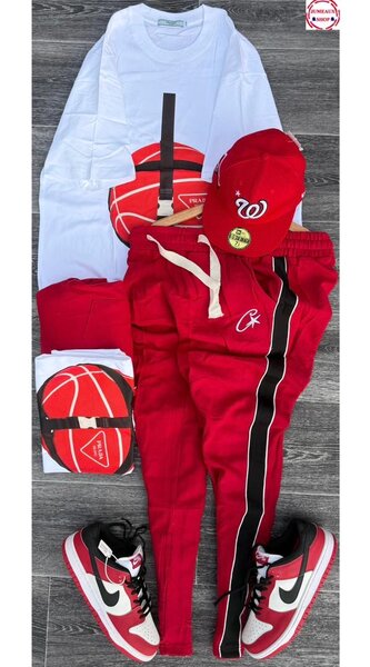 Ensemble sportif rouge tendance